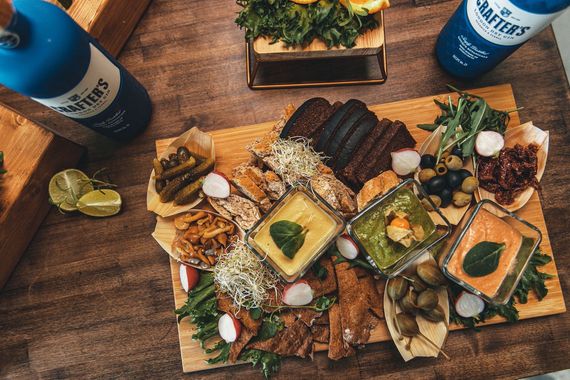 Cateringi suupistevaagen ülevalt